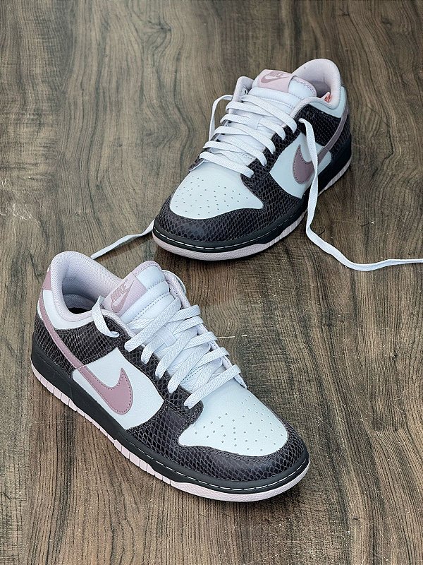 Tenis Nike Dunk Low SE-Snakeskin