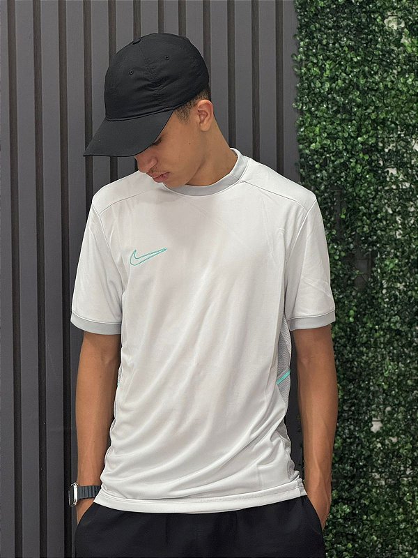 Camisa Nike Dri-FIT Academy Masculina - Gelo