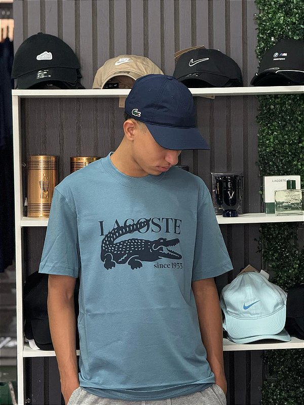 Camiseta Lacoste Since 1933- Azul Ciano