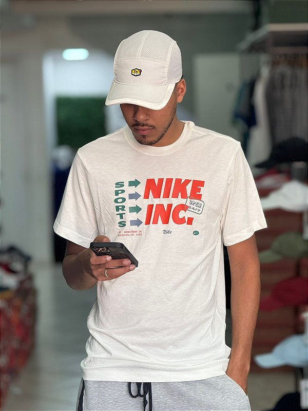 Camiseta nike Sports - off white
