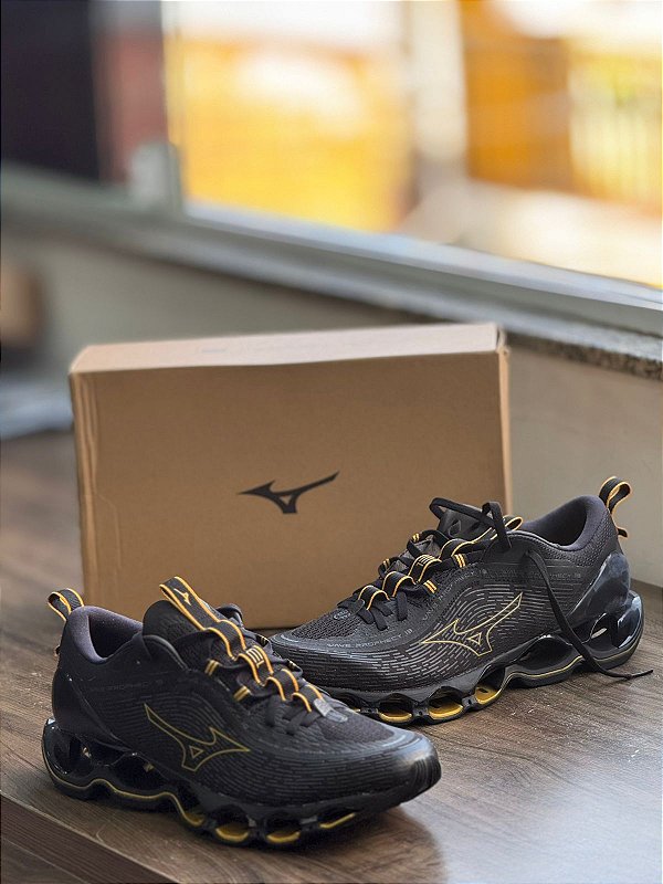 Mizuno Wave Prophecy 13- Preto/ Dourado