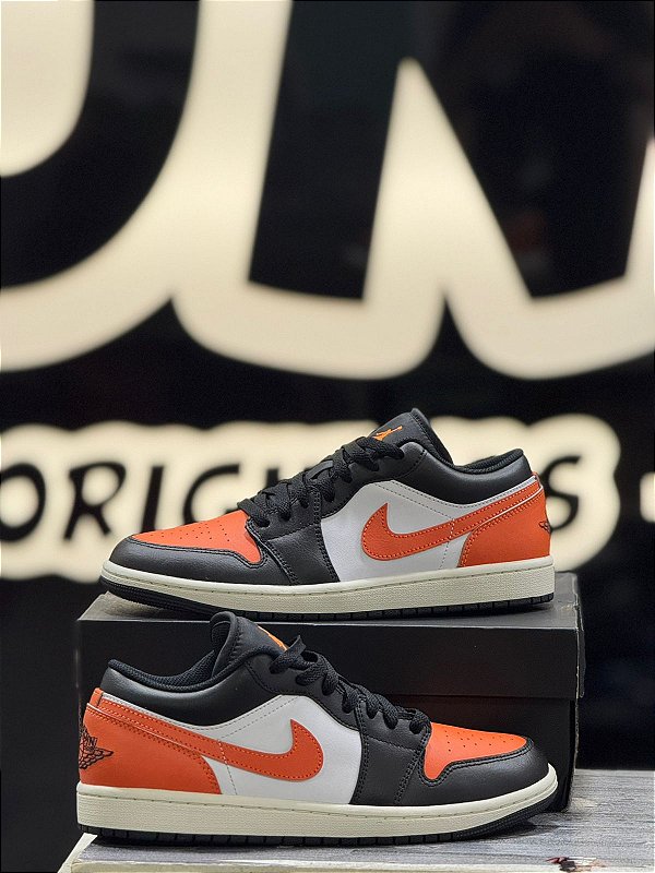 TÊNIS AIR JORDAN LOW- BLACK/WHITE/ORANGE