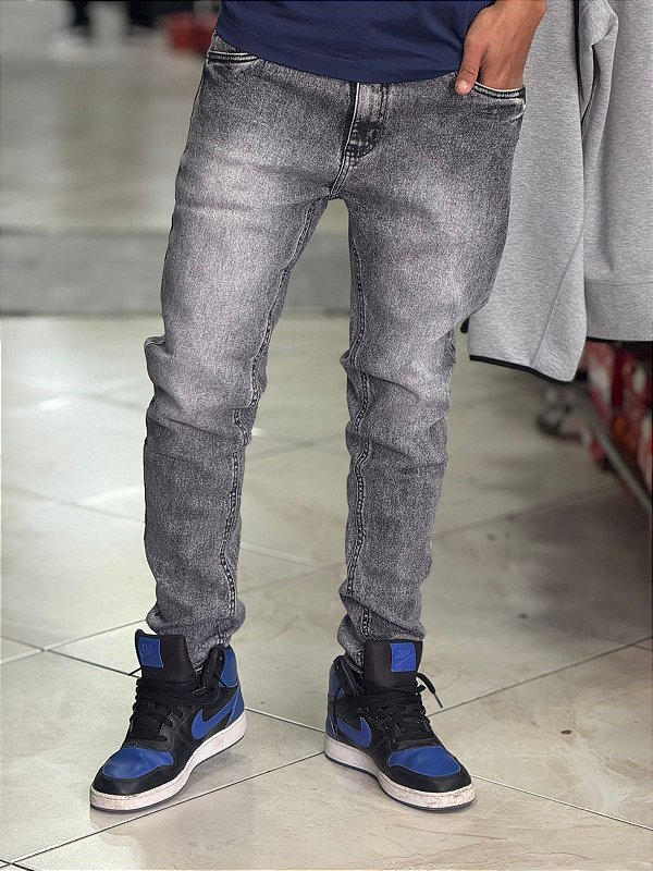 Calça jeans cinza marmorizado basica 7029