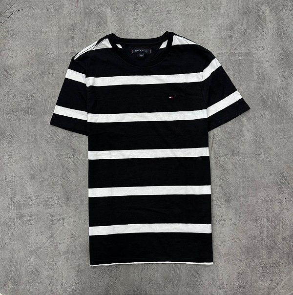 CAMISETA TOMMY HILFIGER LISTRADA- PRETA/ BRANCA