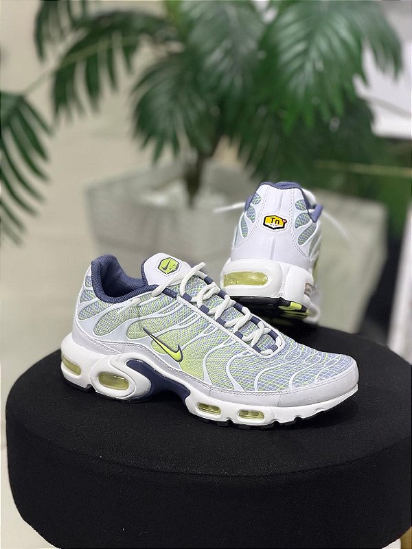 Tenis Nike Air Max Plus Pebble Grey Lime