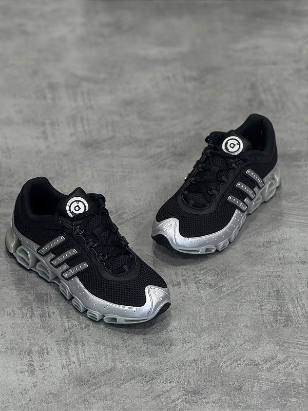 Tenis adidas megaride - Preto\Prata