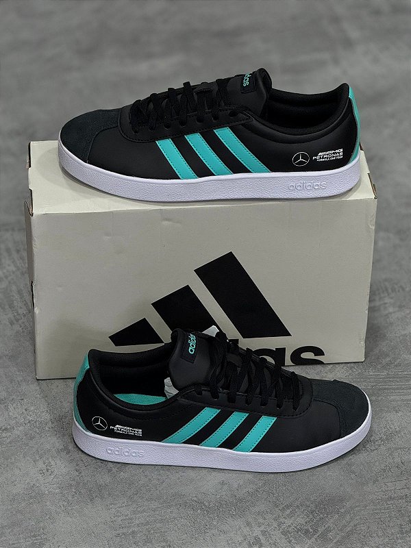 Tenis Adidas Court AMG Petronas Preto