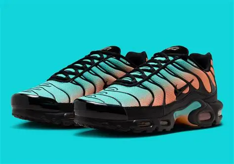 Nike Air Max Plus South Beach