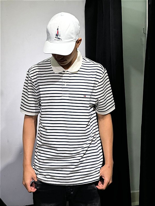 POLO TOMMY HILFIGER LIQUID COTTON REG SE LISTRADA OFF WHITE + AZUL