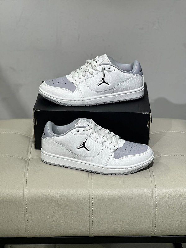 TÊNIS JORDAN COURT CONNECT LOW- Branco + Cinza
