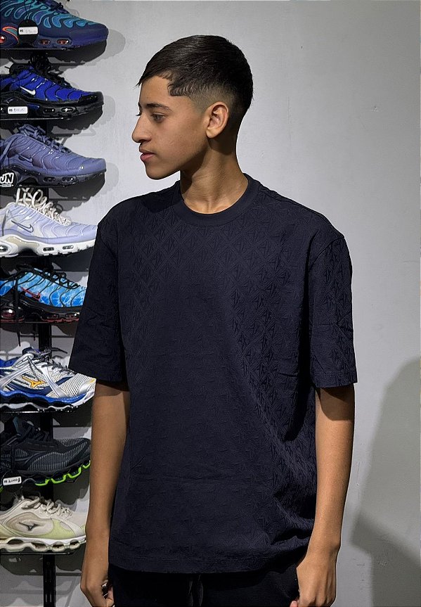 CAMISETA ARMANI MONOGRAMA AZUL MARINHO
