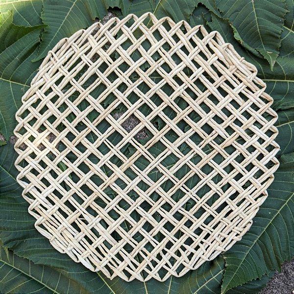 SOUSPLAT EM PALHA DE MILHO 32 CM VAZADO
