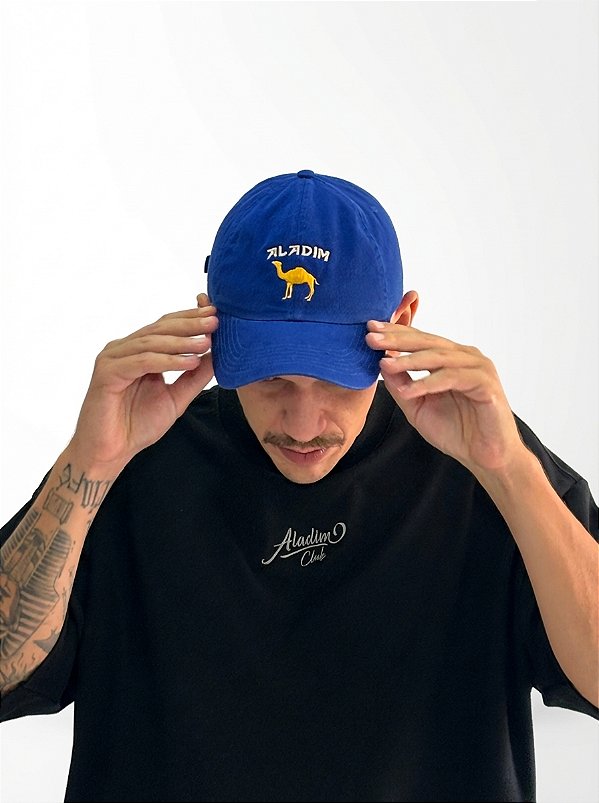 Boné Dad Hat Azul Bordado Camelo