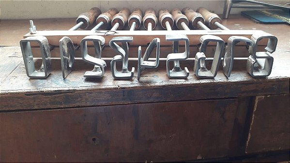 JOGO DE NUMEROS DE 6 CM QUADRADO