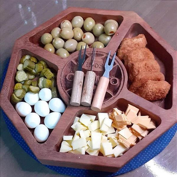 Petisqueira Grêmio Funda Madeira de Lei