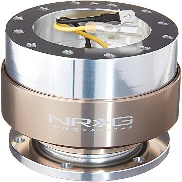 Inovações NRG NRG-SRK-100TI Adaptador de Liberação Rápida para Volante de Corrida Corpo Preto/Anel Cromado de Titânio 6 Furos.