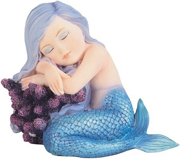 Estátua de sereia bebê azul com cauda de 3,75 em repouso sobre coral, decoração de fantasia para escritório/casa/sala de estar/mesa, presente ideal para casa nova