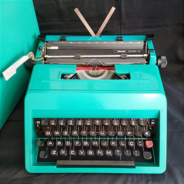 Funcionando Máquina De Escrever Olivetti Studio 45 Verde com Case