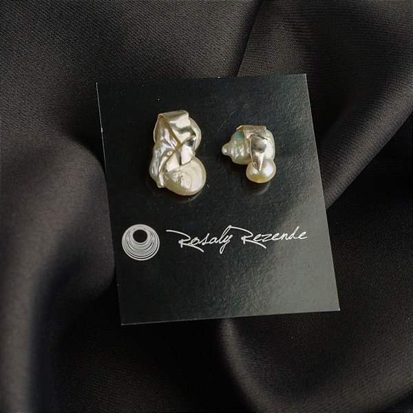 Brinco Pérolas Barrocas