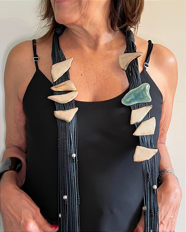 Colar Suriname - NOVO