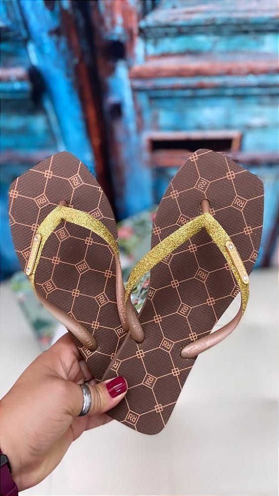 Chinelo Rafitthy Marrom/Dourado - FORMA PEQUENA