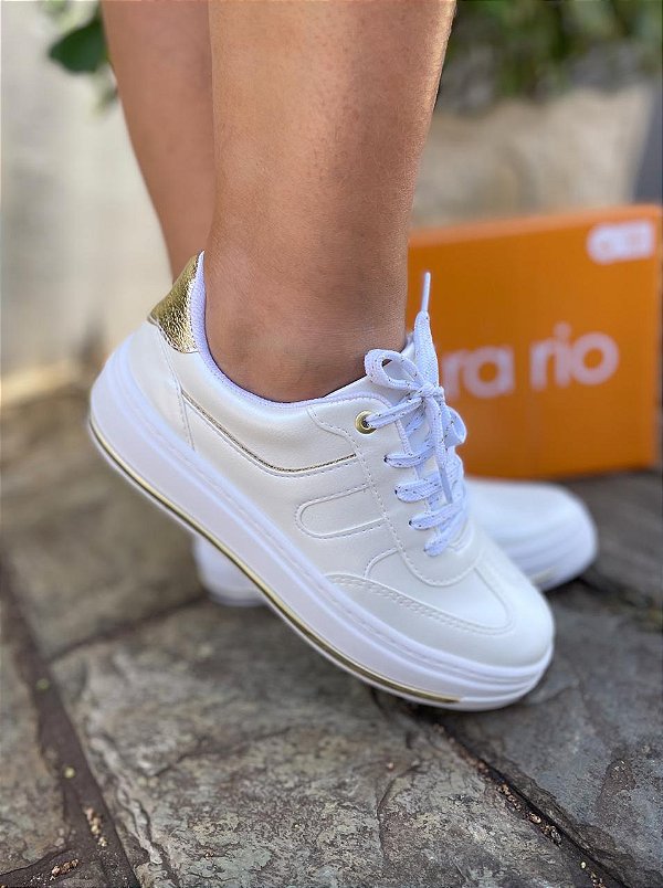 Tênis Beira Rio Flatform Branco/Dourado