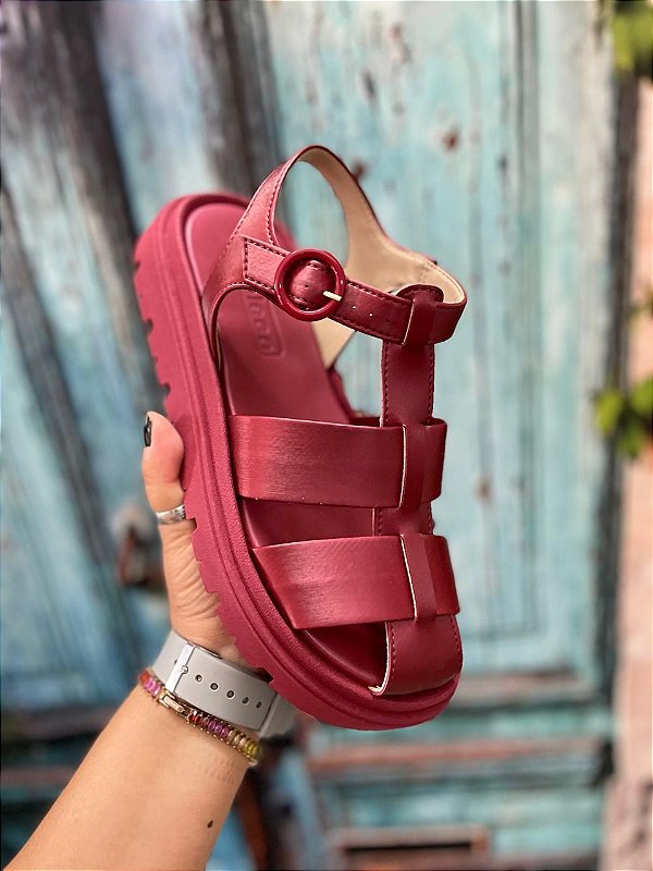Sandália Moleca Flatform Cereja