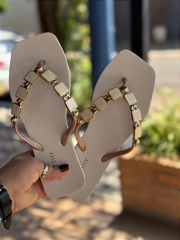 Chinelo Rafitthy Pedrarias Branco - FORMA PEQUENA