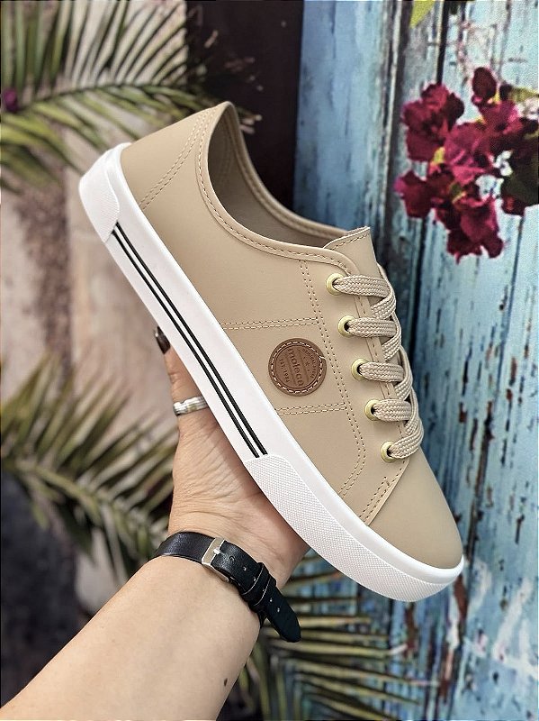 Tênis Moleca Casual Bege