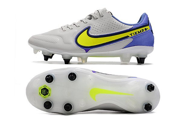 Chuteira Nike Tiempo