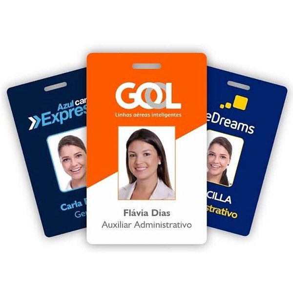 Crachá Personalizado com Cordão – Identificação Profissional que Valoriza Sua Imagem