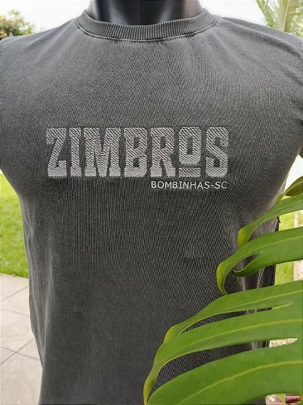 T-Shirt Praiana Estonada Zimbros - Bombinhas