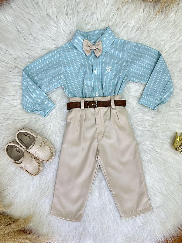 Conjunto Infantil Camisa Verde e Calça Bege Cinto