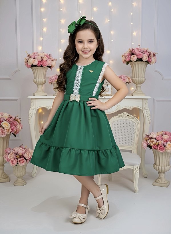 Vestido Infantil Verde Bandeira Guipir Cinto Broche Festas