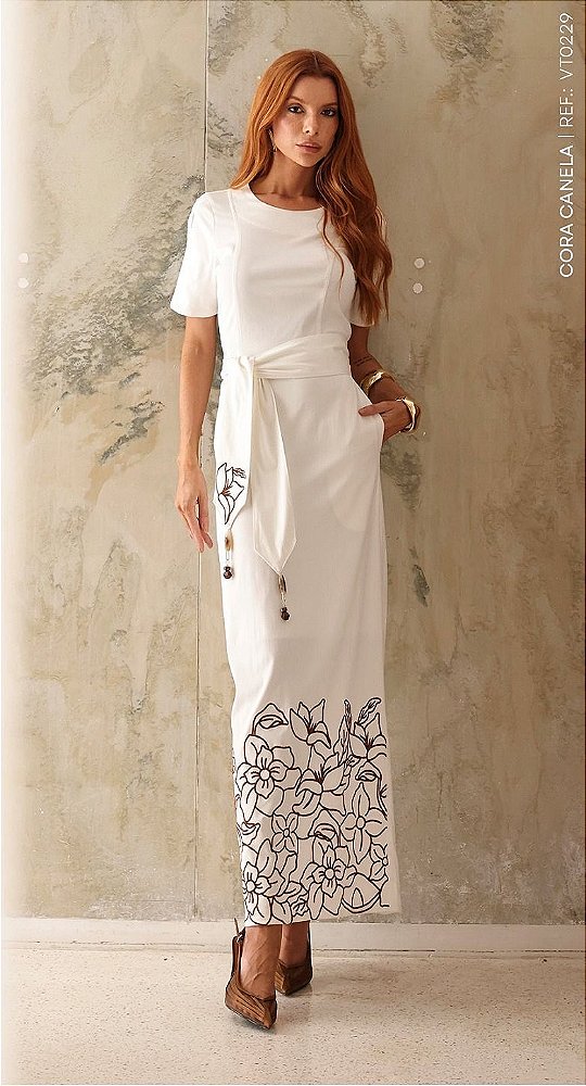 Vestido Longo com Bordado Barrado