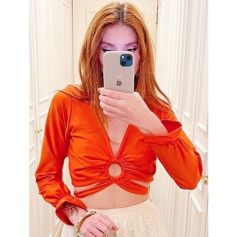 Blusa Cropped em Poliamida com Manga Longa