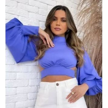 Blusa Cropped com Manga Longa e Gola Alta