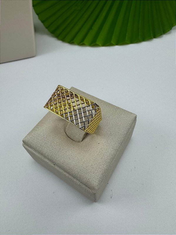 ANEL 3D QUADRADO DETALHADO