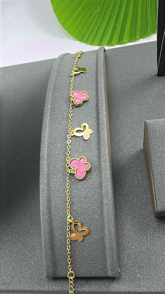 PULSEIRA COM PINGENTE BORBOLETAS