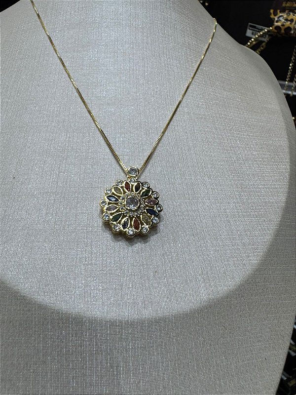 CORRENTE COM PINGENTE DE ZIRCÔNIA