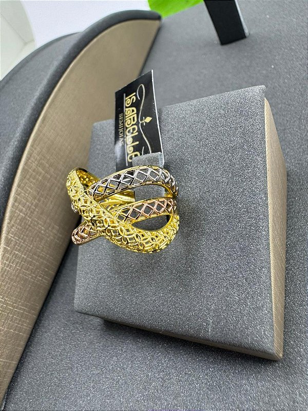 ANEL 3 CORES DETALHE SOBREPOSTO