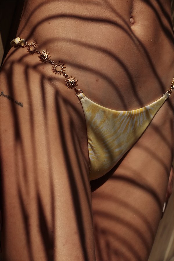 Calcinha Surya Tie Dye Amarela