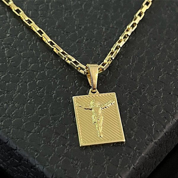 Pingente Placa Cristo Crucificado – Banhado a Ouro 18K