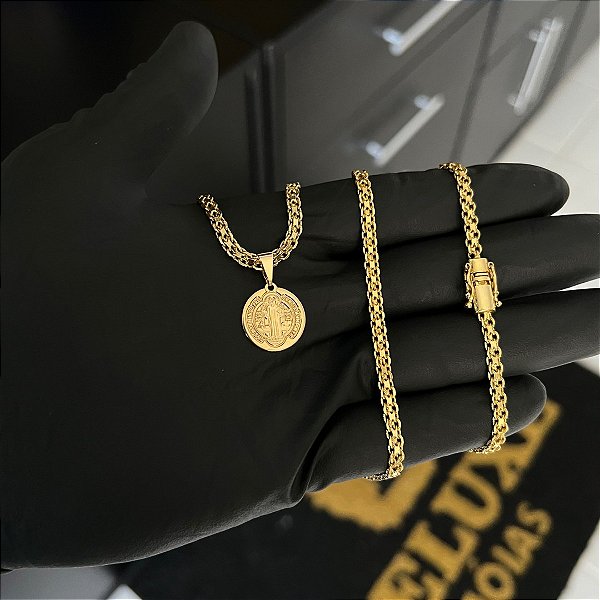 CORRENTE CADEADO DUPLO FECHO GAVETA COM MARCAÇÃO  750 (3mm - 70cm )+ PINGENTE PLACA SÃO  BENTO DUPLA FACE - BANHADO A OURO 18K