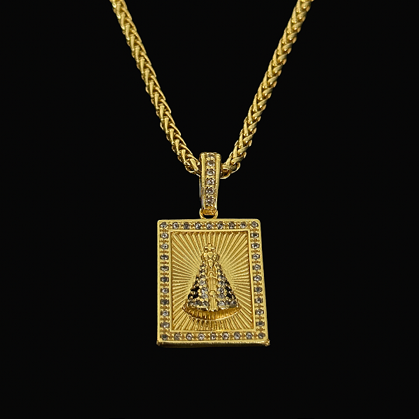 PINGENTE  PLAQUINHA NOSSA SENHORA CRAVEJADA EM ZIRCONIA PREMIUM  M ( 2.5x2.5cm) - BANHO DE OURO 18K