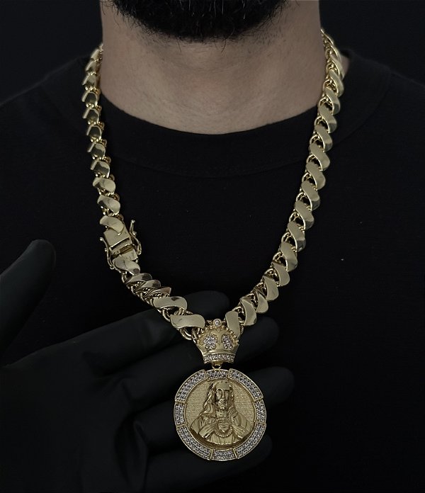 CORRENTE FRISO S DUPLA FACE ( 13mm- 70cm) + PINGENTE MEDALHA JESUS COM COROA   -  FECHO COM MARCAÇÃO 750 -  BANHADO A OURO 18K