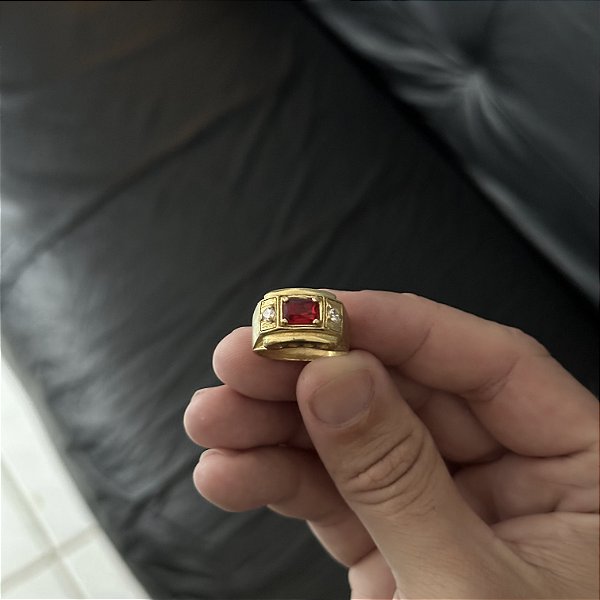 ANEL PEDRA DE ZIRCÔNIA VERMELHA - FEITO DE MOEDA ANTIGA