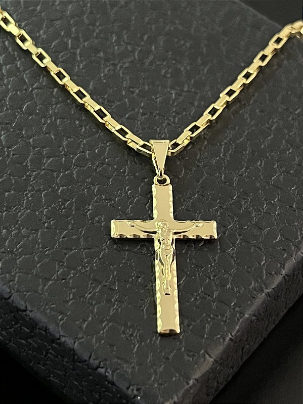 PINGENTE CRUZ PALITO AMADEIRADA M ( 4g- 3x3cm) - BANHO DE OURO 18k