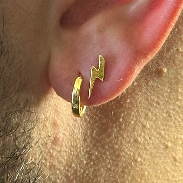 2 PARES DE BRINCOS,  ARGOLA LISA TAMANHO M E BRINCO RAIO P   -  BANHADO A OURO 18K