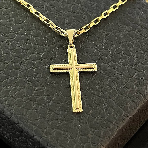 Pingente Cruz Lisa Borda Diamantada – Banhado a Ouro 18K